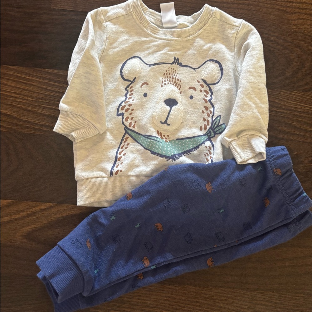 Cute Bear Sweatshirt and Blue Pants Set